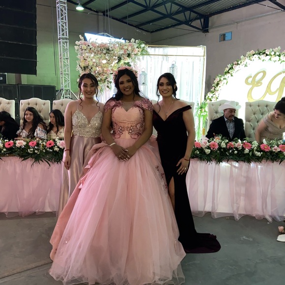 Maroon Velvet off the shoulder gown - Picture 2 of 2